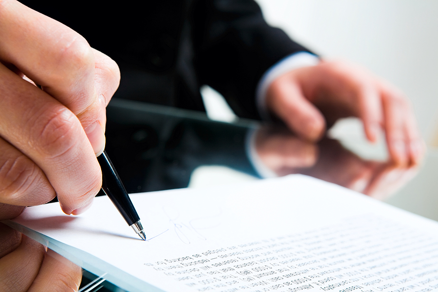 Top 4 Signs You Have Hired the Best Lawyer for Your Case
